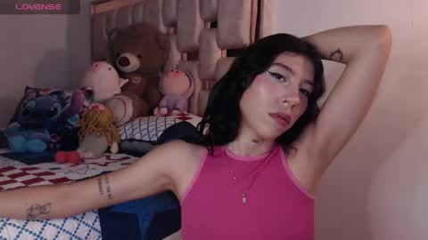 Snapshot of camila_668 chatting on 06/09/26, 12:44 Cami online show from 06/09/26, 12:44