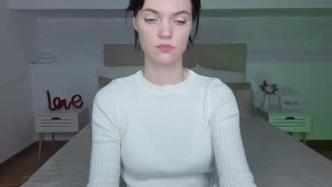 Camila online show from 12/01/25, 10:26