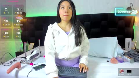 camila__gomez_ online show from 12/04/25, 12:25