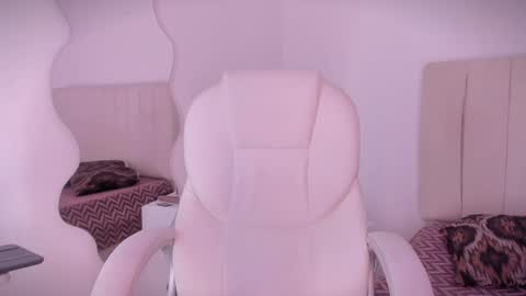 Cami online show from 12/20/24, 12:08