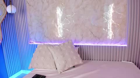 Cami online show from 09/26/25, 10:41