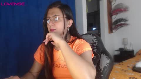 camila online show from 10/15/25, 07:30