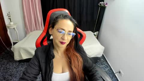 Snapshot of camila_bj chatting on 06/01/26, 02:35 camila_bj online show from 06/01/26, 02:35