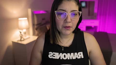 Camila buitrago online show from 12/14/24, 10:50