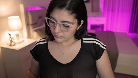 Camila buitrago online show from 12/26/24, 12:03