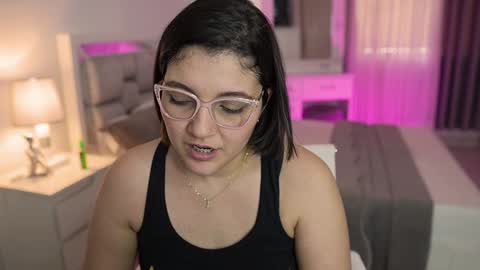 Camila buitrago online show from 01/01/25, 08:58