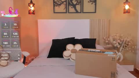 camila_bustamante_ online show from 11/12/25, 06:19