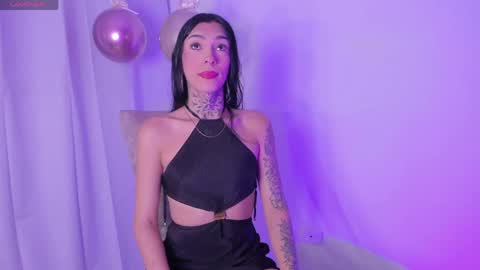 Snapshot of camila_coxx chatting on 06/02/26, 01:40 s online show from 06/02/26, 01:40