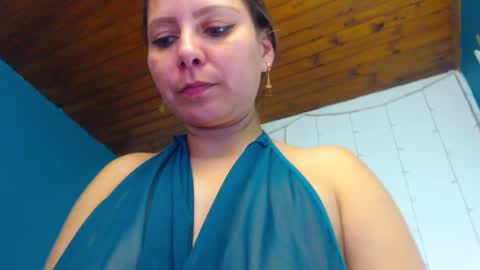 camila online show from 01/21/25, 04:27