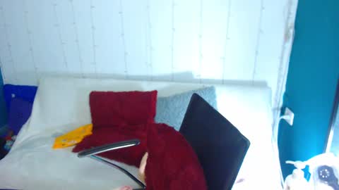 camila online show from 01/27/25, 01:19