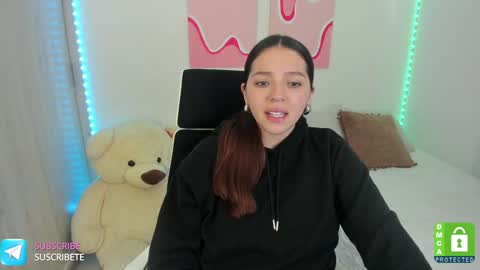 Snapshot of camila_ec2 chatting on 01/10/25, 09:42 C A M I online show from 01/10/25, 09:42