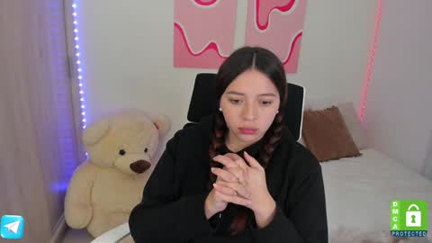 Snapshot of camila_ec2 chatting on 01/14/25, 11:37 C A M I online show from 01/14/25, 11:37