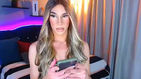 Camila online show from 01/03/25, 02:43