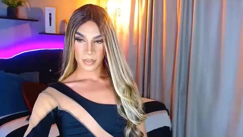 Camila online show from 01/09/25, 03:26