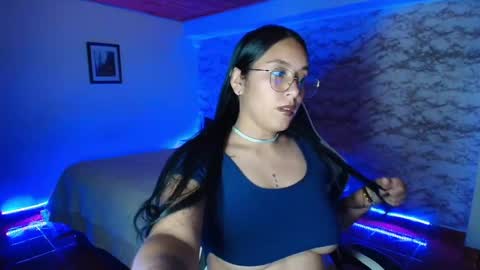 Camila Roose online show from 05/04/26, 12:17