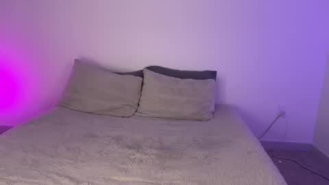 Camila online show from 09/27/25, 10:15