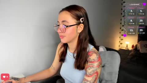 Snapshot of camilaalee chatting on 01/13/25, 12:19 CAMILAA LEE online show from 01/13/25, 12:19