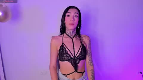 Snapshot of camilacoxx chatting on 06/28/26, 03:56 online show from 06/28/26, 03:56