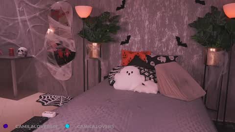    online show from 10/19/25, 02:23