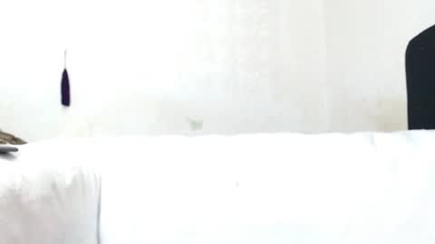 Snapshot of camilapaez1 chatting on 06/27/26, 05:51 cami online show from 06/27/26, 05:51