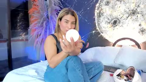 camila preston online show from 12/04/25, 06:34