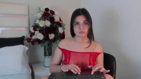 Snapshot of camilasofiia chatting on 12/21/24, 08:00 Camila online show from 12/21/24, 08:00