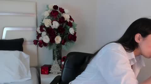 Snapshot of camilasofiia chatting on 12/27/24, 07:24 Camila online show from 12/27/24, 07:24