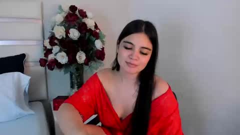 Snapshot of camilasofiia chatting on 12/29/24, 01:24 Camila online show from 12/29/24, 01:24