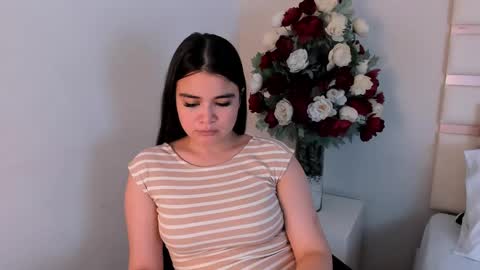 Snapshot of camilasofiia chatting on 01/17/25, 02:18 Camila online show from 01/17/25, 02:18