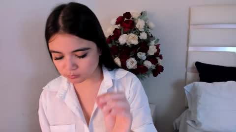 Snapshot of camilasofiia chatting on 01/18/25, 11:11 Camila online show from 01/18/25, 11:11