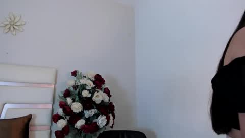 Snapshot of camilasofiia chatting on 02/28/25, 02:31 Camila online show from 02/28/25, 02:31