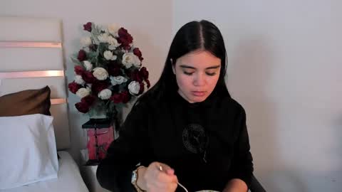 Snapshot of camilasofiia chatting on 03/11/25, 07:47 Camila online show from 03/11/25, 07:47