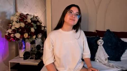 Snapshot of camilasofiia chatting on 10/18/25, 07:36 Camila online show from 10/18/25, 07:36