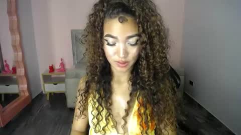 Snapshot of camilavixen_ch chatting on 07/01/26, 01:29 camila online show from 07/01/26, 01:29