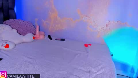 Snapshot of camilawhite_ chatting on 02/22/26, 09:24 MARIA CAMILA online show from 02/22/26, 09:24