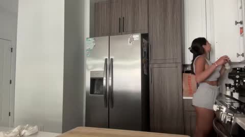 camiliakxoxo online show from 02/21/25, 05:42