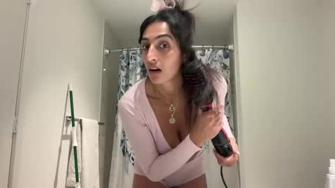 camiliakxoxo online show from 01/06/26, 12:31