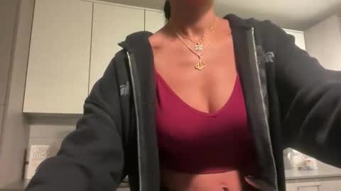 camiliakxoxo online show from 04/25/26, 02:36