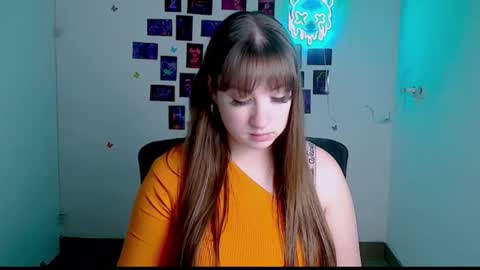 Snapshot of camilla_body chatting on 05/05/26, 05:48 Camilla online show from 05/05/26, 05:48