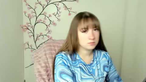 Snapshot of camilla_body chatting on 05/10/26, 05:34 Camilla online show from 05/10/26, 05:34