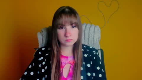 Snapshot of camilla_body chatting on 05/14/26, 05:36 Camilla online show from 05/14/26, 05:36
