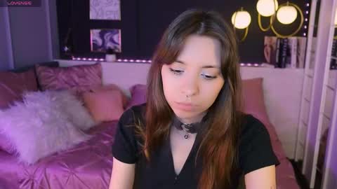 Camilla online show from 04/16/26, 06:14