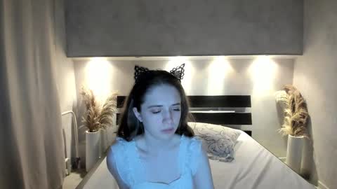 Camilla online show from 10/26/25, 01:11