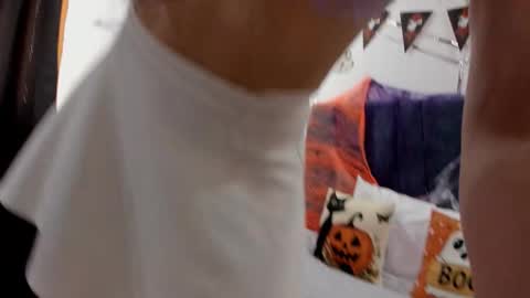 camilla_miller01 online show from 10/22/25, 06:51