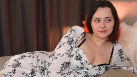 Camilla online show from 02/22/26, 08:51