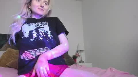 camilladreamer online show from 04/10/26, 07:51
