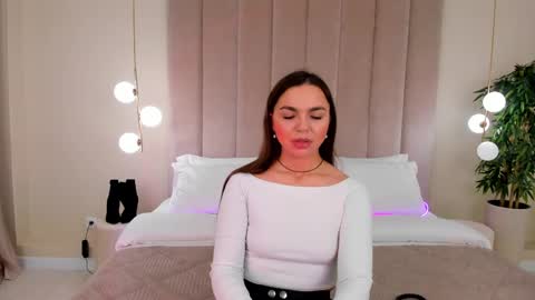 Camilla online show from 02/24/25, 03:02