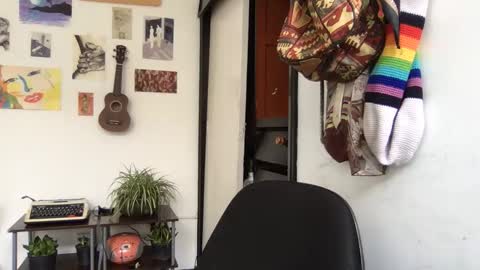 Snapshot of camille_delrey chatting on 02/12/26, 04:35 Camille online show from 02/12/26, 04:35