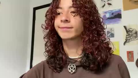 Snapshot of camille_delrey chatting on 02/22/26, 05:00 Camille online show from 02/22/26, 05:00