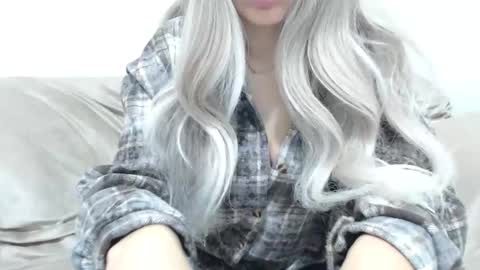 CamilleBunny online show from 12/20/25, 04:52